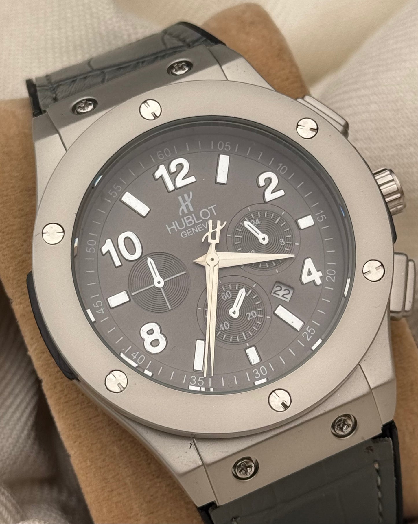 Big Bang Grey Dial Leather Strap